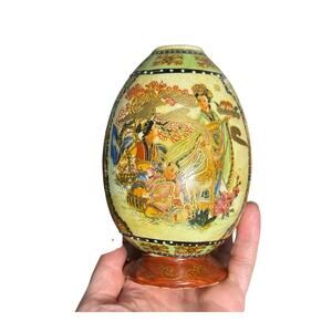 Vintage Asian Satsuma Ceramic Egg Bud Vase Geisha Gilt Hand Painted Moriage 5"